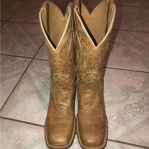 Shyanne Studded square toe boots